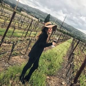 Meet your Posher, Emma